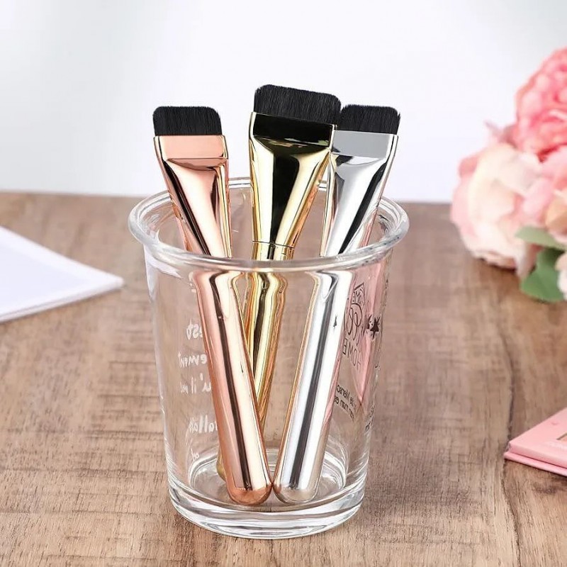 براش جادویی سر تخت پر تراکم مناسب کرم پودر