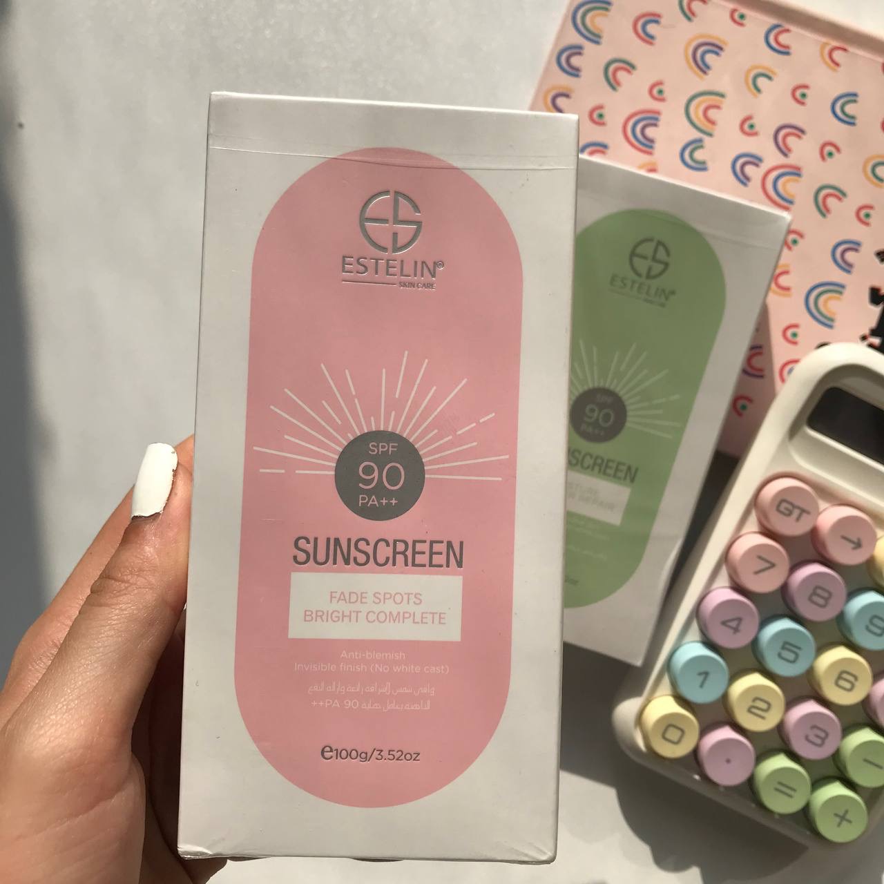 ضد آفتاب ضد لک صورتی استلین spf90 حجم 100 گرمی