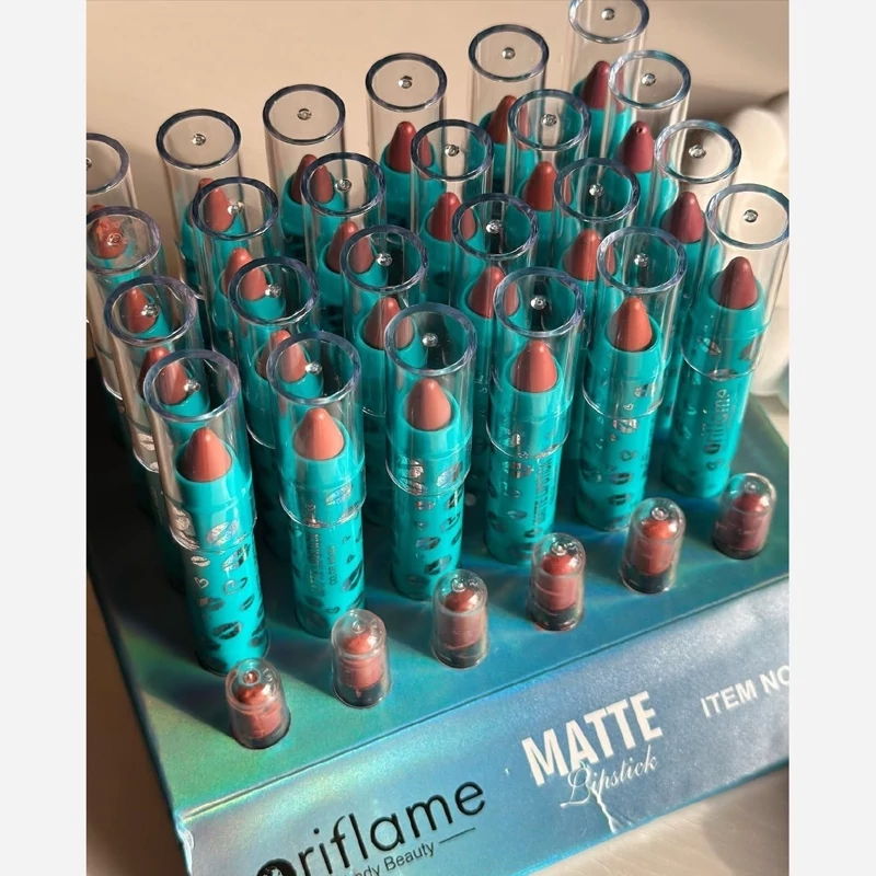 رژلب پیچی مات اوریفلیم