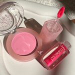 پک لیپ گلاس و رژگونه کوین اند کوو مدل لاو رز