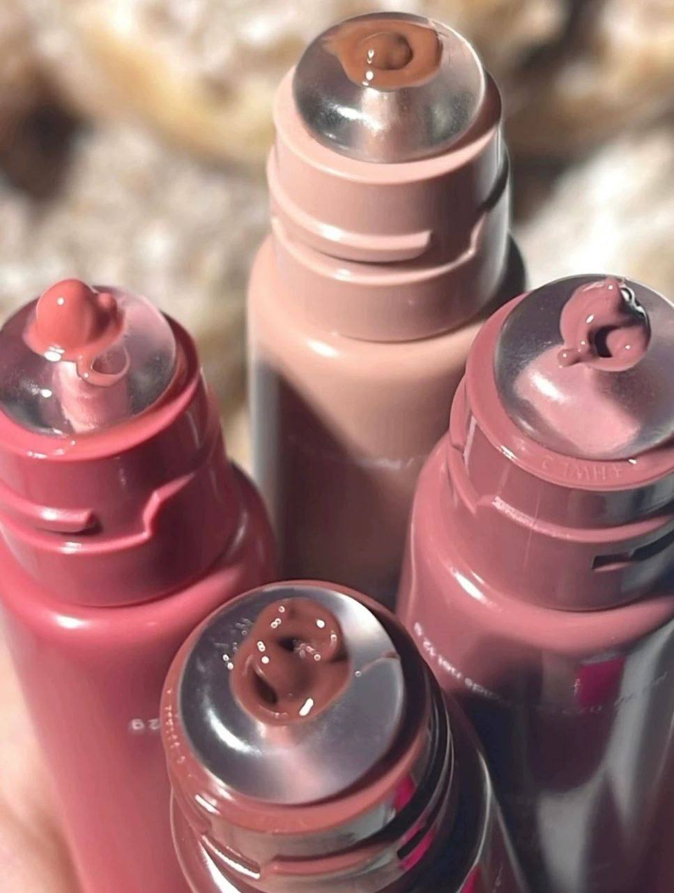 لیپ گلاس دونات برند hues queen